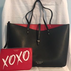 Victoria’s Secret Overnight Bag with makeup bag